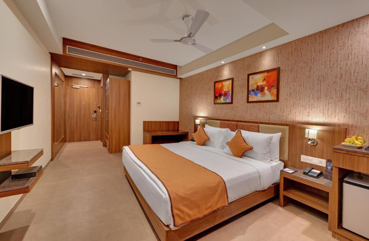 Anaya Beacon Hotel, Jamnagar Jāmnagar Quarto foto